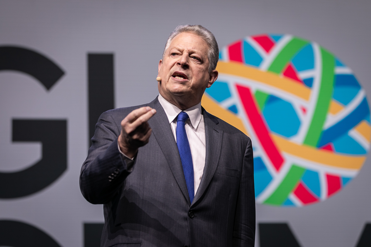 al-gore-speaking Conference